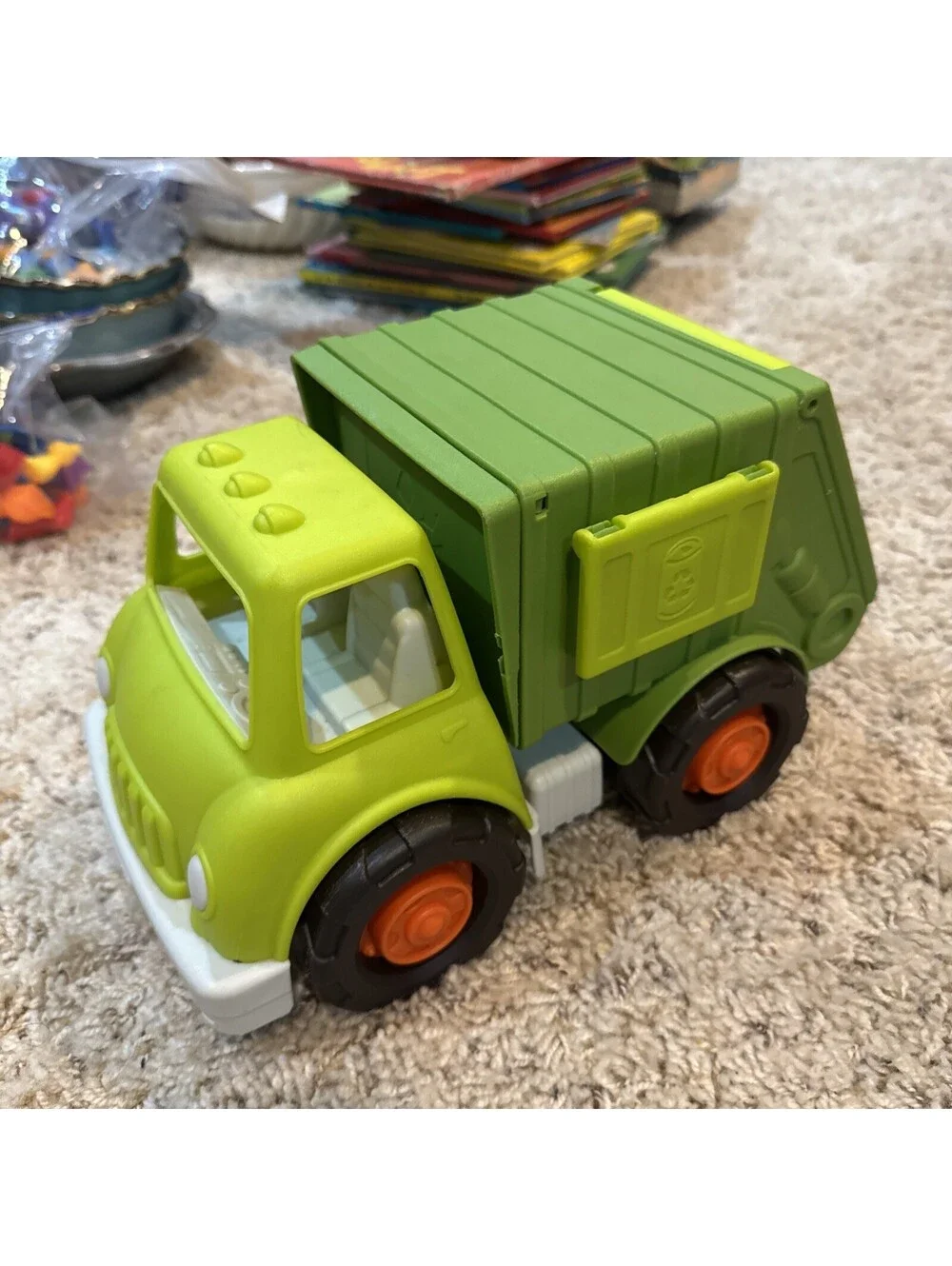 Wonder Wheels By Bataat Recycle Truck with separate storing compartments